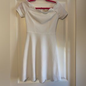 White Off Shoulder Scallop Dress Size XS